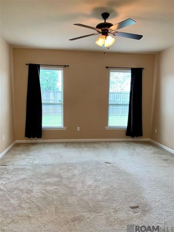 8624 Abertay Ave, Baton Rouge, LA 70820