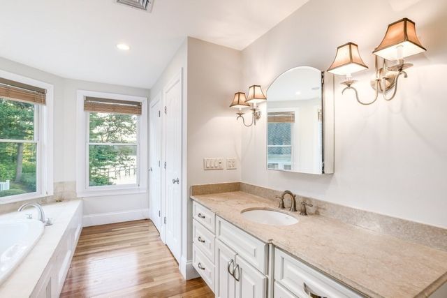 80 & 86 Summersea Road, Mashpee, MA 02649