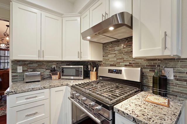 2634 Clarendon Ave, Stockton, CA 95204