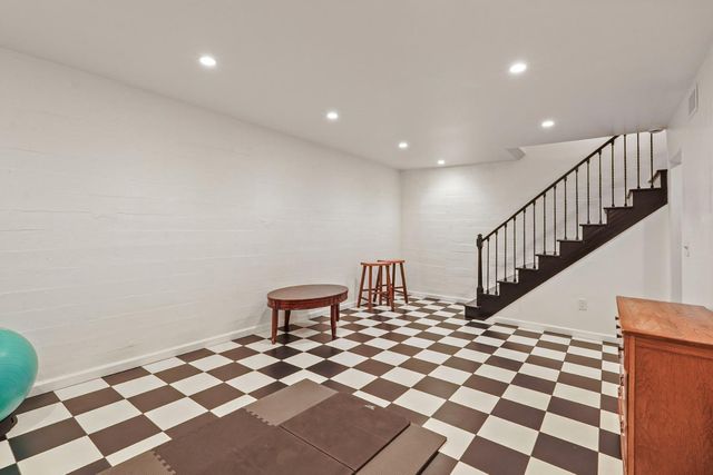 2634 Clarendon Ave, Stockton, CA 95204