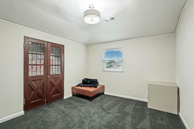 2634 Clarendon Ave, Stockton, CA 95204