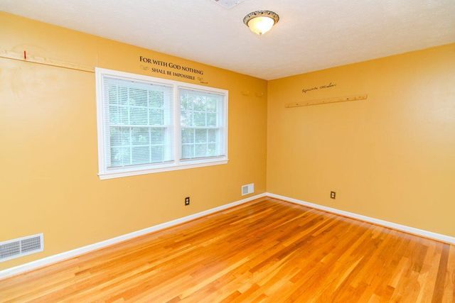 2333 Cane Ridge Road, Paris, KY 40361