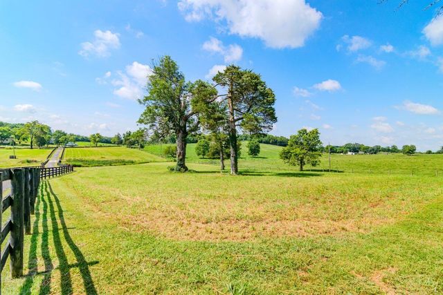 2333 Cane Ridge Road, Paris, KY 40361