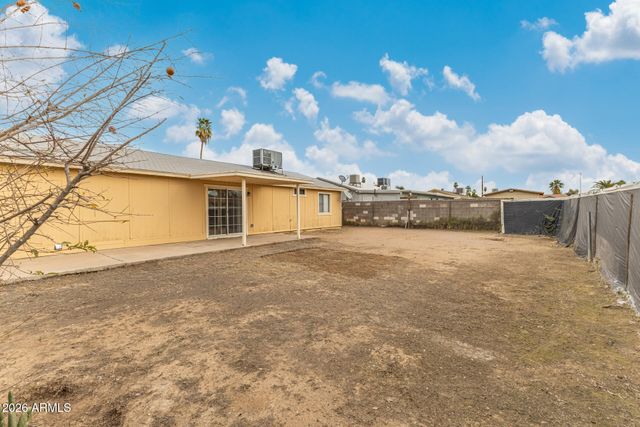 7937 W HAZELWOOD Street, Phoenix, AZ 85033