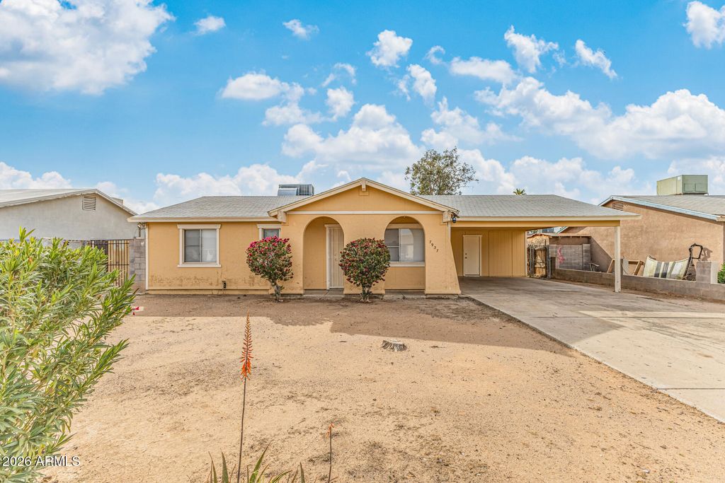 7937 W HAZELWOOD Street, Phoenix, AZ 85033