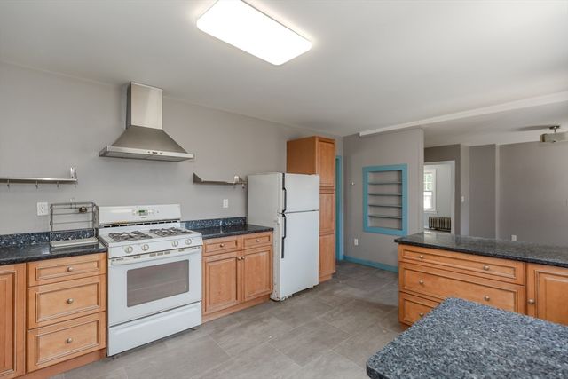 147 Smith St, North Attleboro, MA 02760