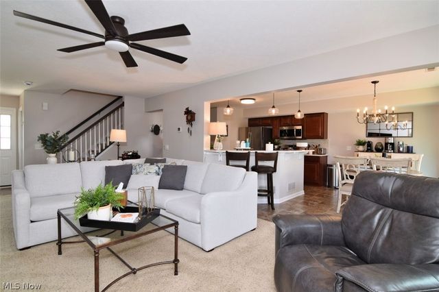 10411 Redbud Drive, Aurora, OH 44202