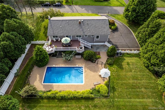 619 Russet Road, Valley Cottage, NY 10989