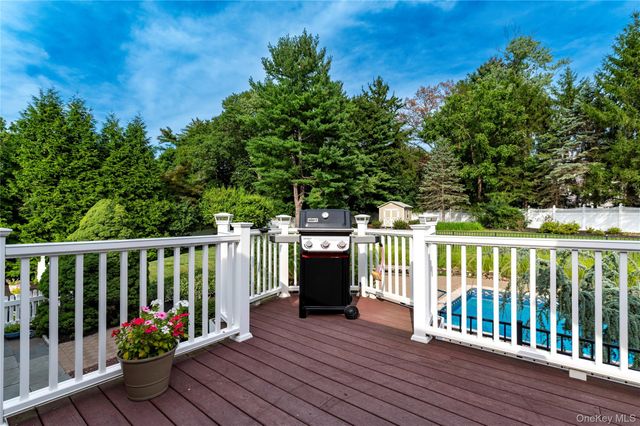 619 Russet Road, Valley Cottage, NY 10989