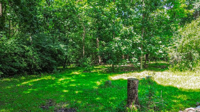 27250 N Meadowoods Lane, Mettawa, IL 60048
