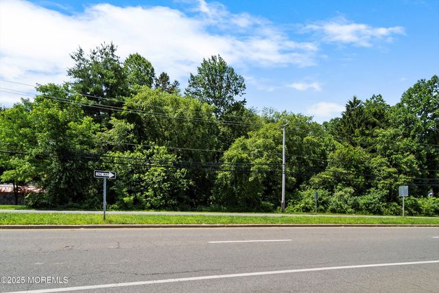185 N County Line Road, Jackson, NJ 08527