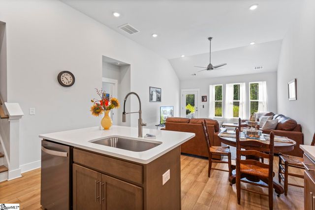 327 Grange Valley Lane, Central, SC 29630