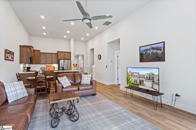 327 Grange Valley Lane, Central, SC 29630