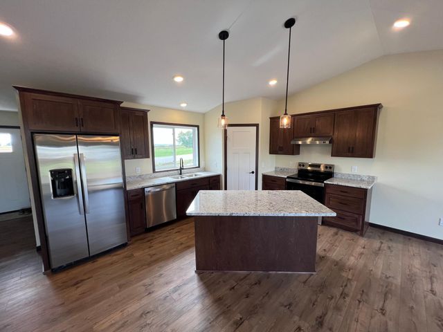 311 11th Street SE, Freeport, MN 56331