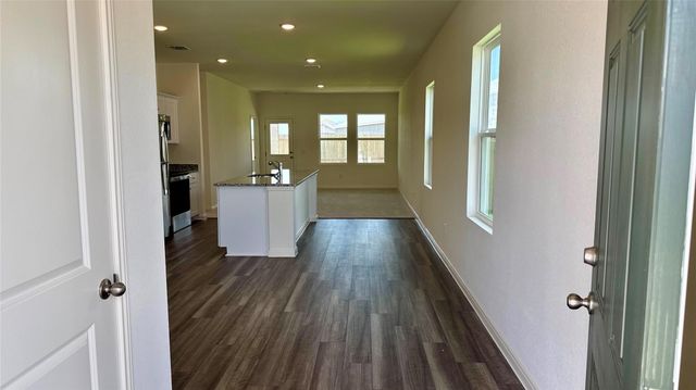 18200 Papuan CV, Elgin, TX 78621