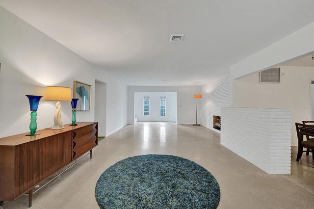 3113 Hollywood Boulevard, Hollywood, FL 33021