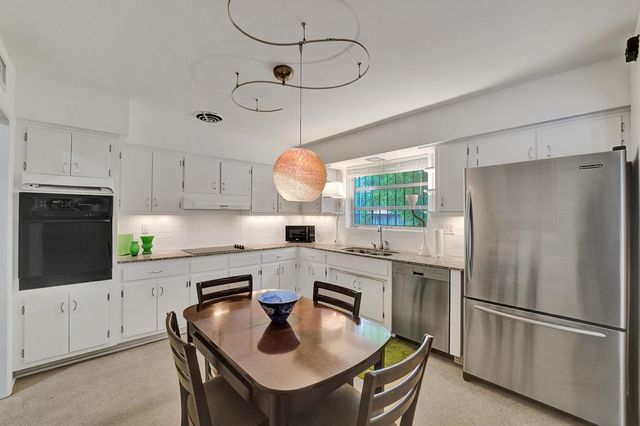3113 Hollywood Boulevard, Hollywood, FL 33021