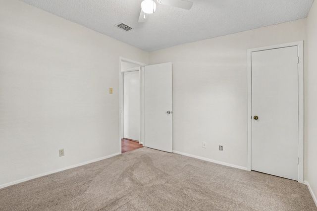 2721 Lucas Drive, Arlington, TX 76015