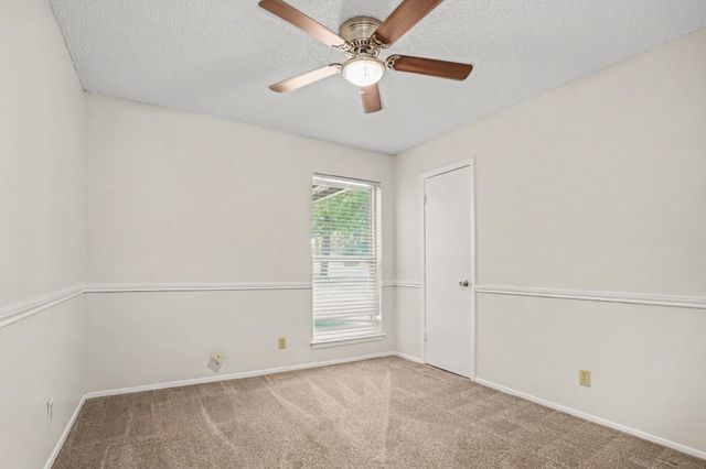 2721 Lucas Drive, Arlington, TX 76015
