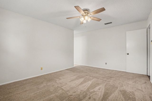 2721 Lucas Drive, Arlington, TX 76015