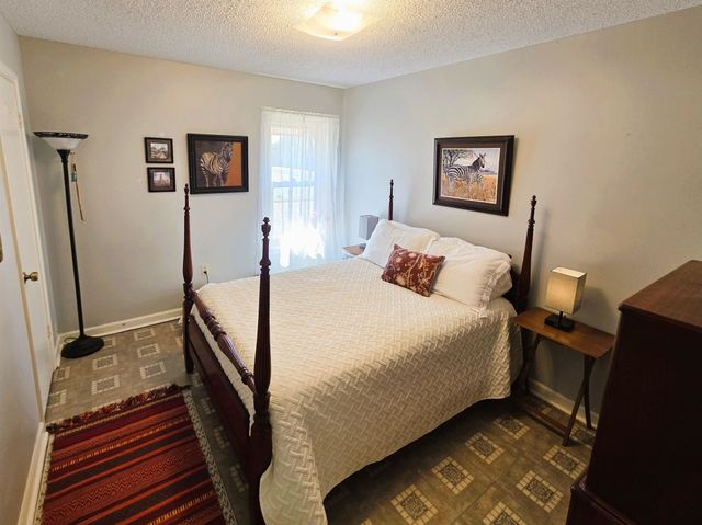 4262 AUTUMN SUN RD, Millington, TN 38053