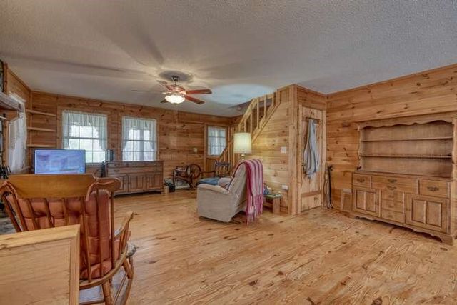 191 April Lane, Blairsville, GA 30512