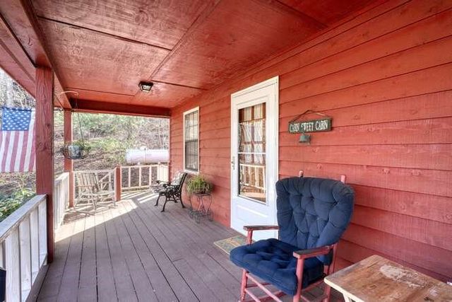 191 April Lane, Blairsville, GA 30512