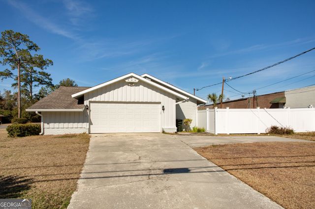 402 Preston Street, Waycross, GA 31501