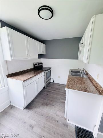 1511 Stark Avenue SW, Canton, OH 44706