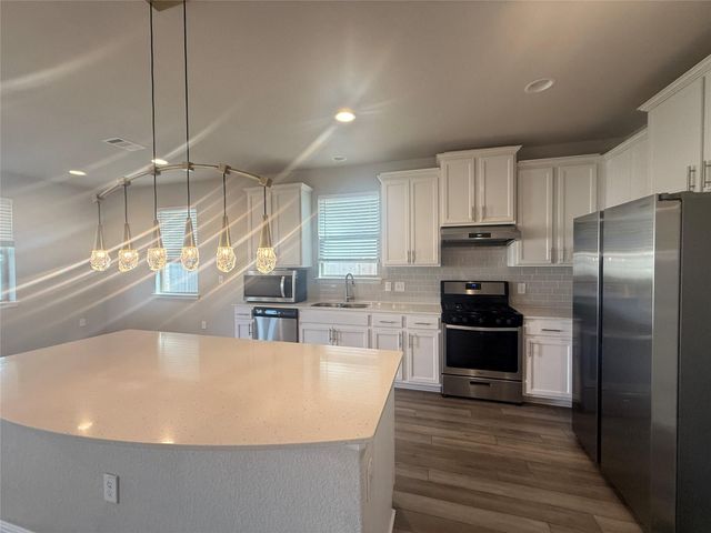 109 Munk LN, Leander, TX 78641