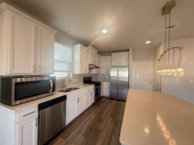 109 Munk LN, Leander, TX 78641