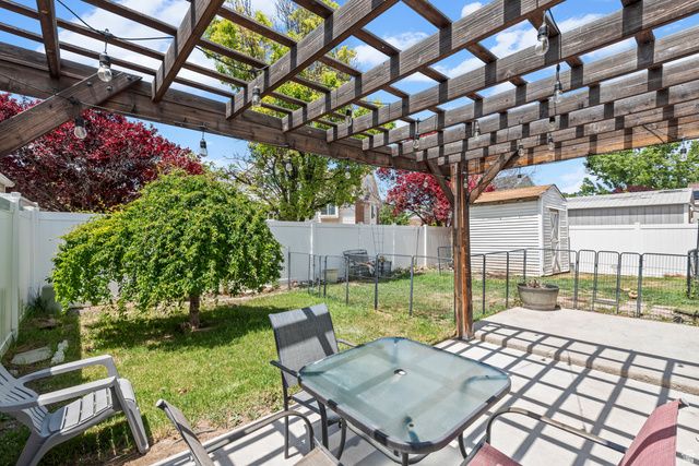 7248 S CALLIE DR, West Jordan, UT 84084
