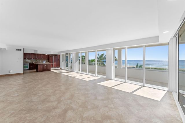 2800 S Ocean Boulevard 2-F, Boca Raton, FL 33432