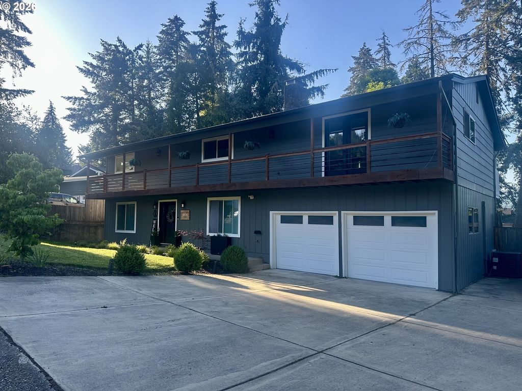 6974 GLACIER Dr, Springfield, OR 97478