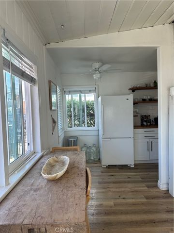 218 35th Street, Newport Beach, CA 92663