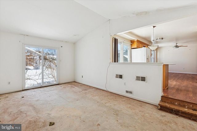 146 HUNT DR, Horsham, PA 19044