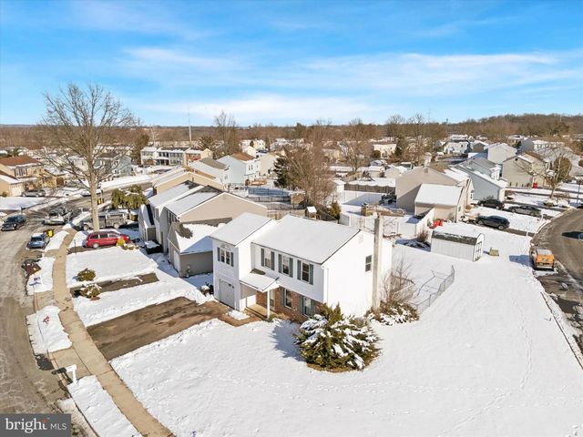 146 HUNT DR, Horsham, PA 19044