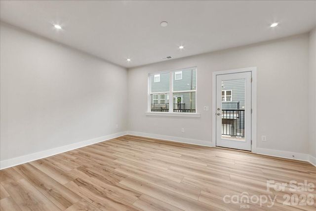 6008 Pivot Court, Charlotte, NC 28205