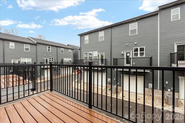 6008 Pivot Court, Charlotte, NC 28205