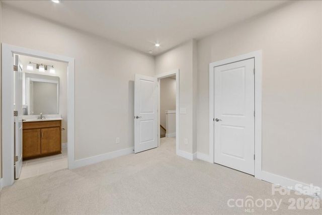 6008 Pivot Court, Charlotte, NC 28205