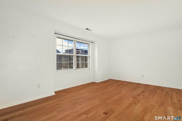 22 Dora Street D, Stamford, CT 06902
