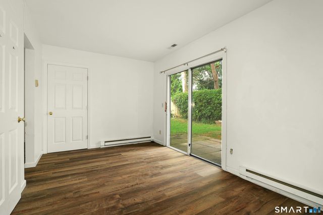 22 Dora Street D, Stamford, CT 06902
