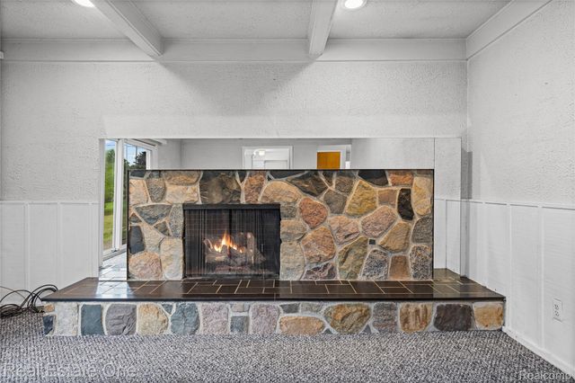 31917 Olde Franklin Drive, Farmington Hills, MI 48334