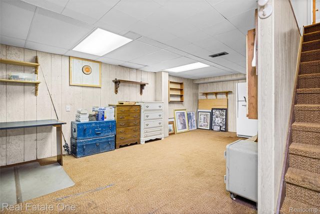 31917 Olde Franklin Drive, Farmington Hills, MI 48334
