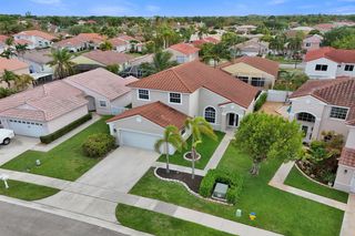 18930 NW 10th Terrace, Pembroke Pines, FL 33029