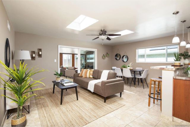 4727 Mount Longs Dr, San Diego, CA 92117