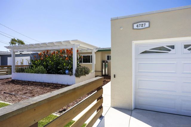 4727 Mount Longs Dr, San Diego, CA 92117