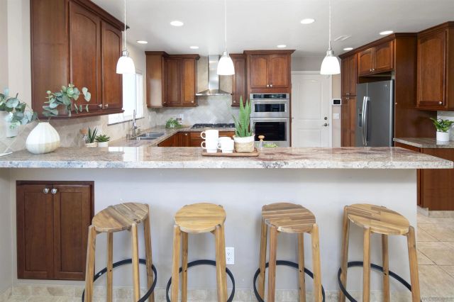 4727 Mount Longs Dr, San Diego, CA 92117