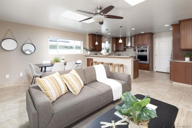 4727 Mount Longs Dr, San Diego, CA 92117