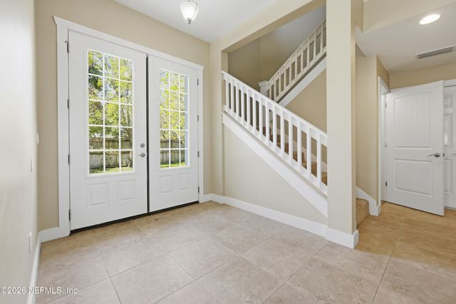 76 17TH Street, Atlantic Beach, FL 32233